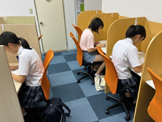 「今日は学校の課題やらなきゃ。」そんな時ももちろん大歓迎です！