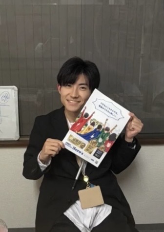 教室長の髙橋です！一緒に勉強できるのを楽しみにしています！！